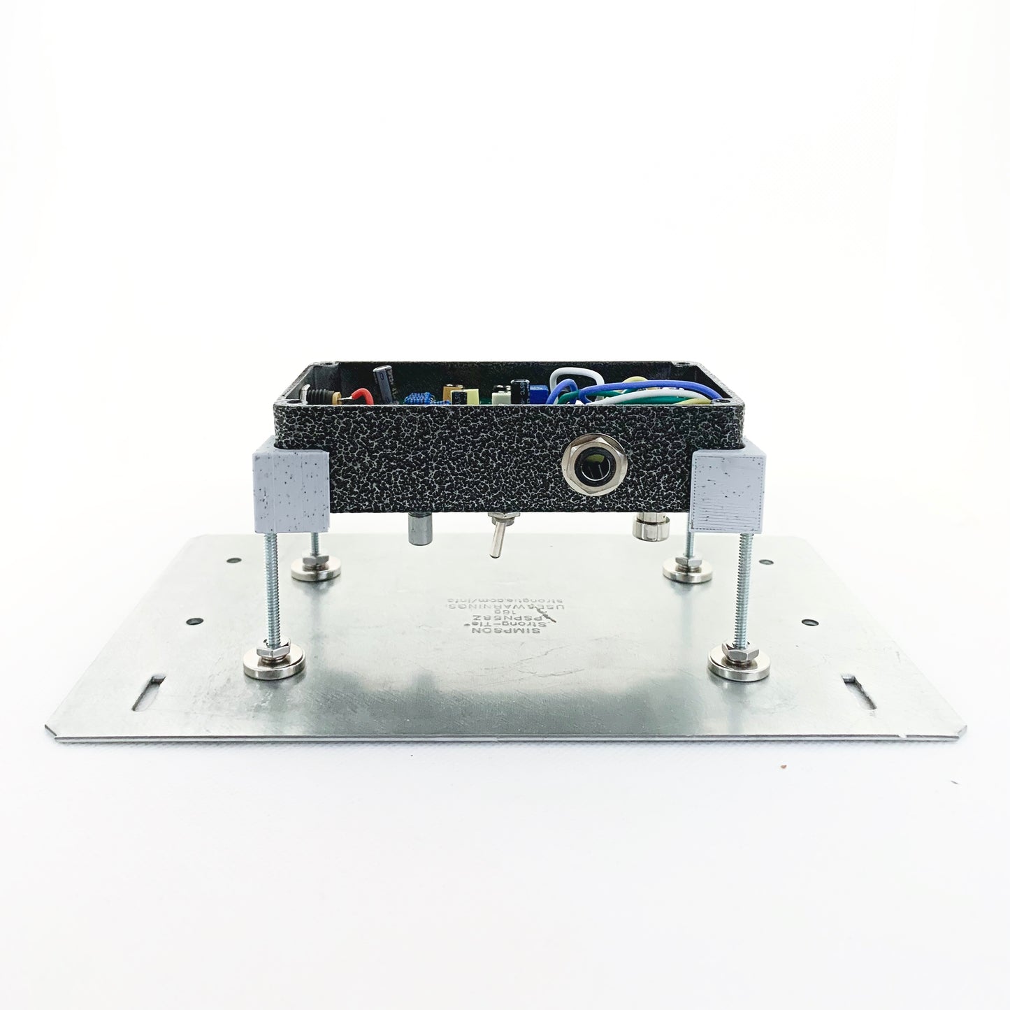 Bottom-up Bench Rest for Hammond-style Enclosures